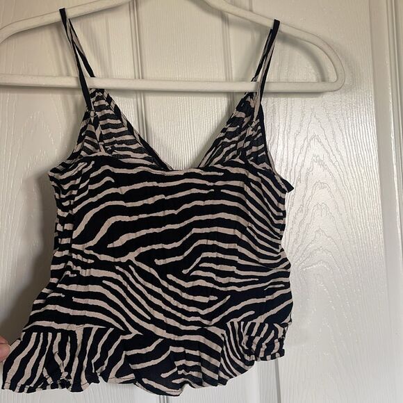 H&M cream and black drawstring zebra print top size 6 - Picture 5 of 6